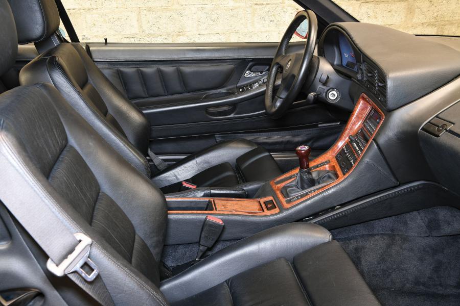Интерьер Alpina B12 5.7 (E31) 1992 года  (фото 8 из 19)
